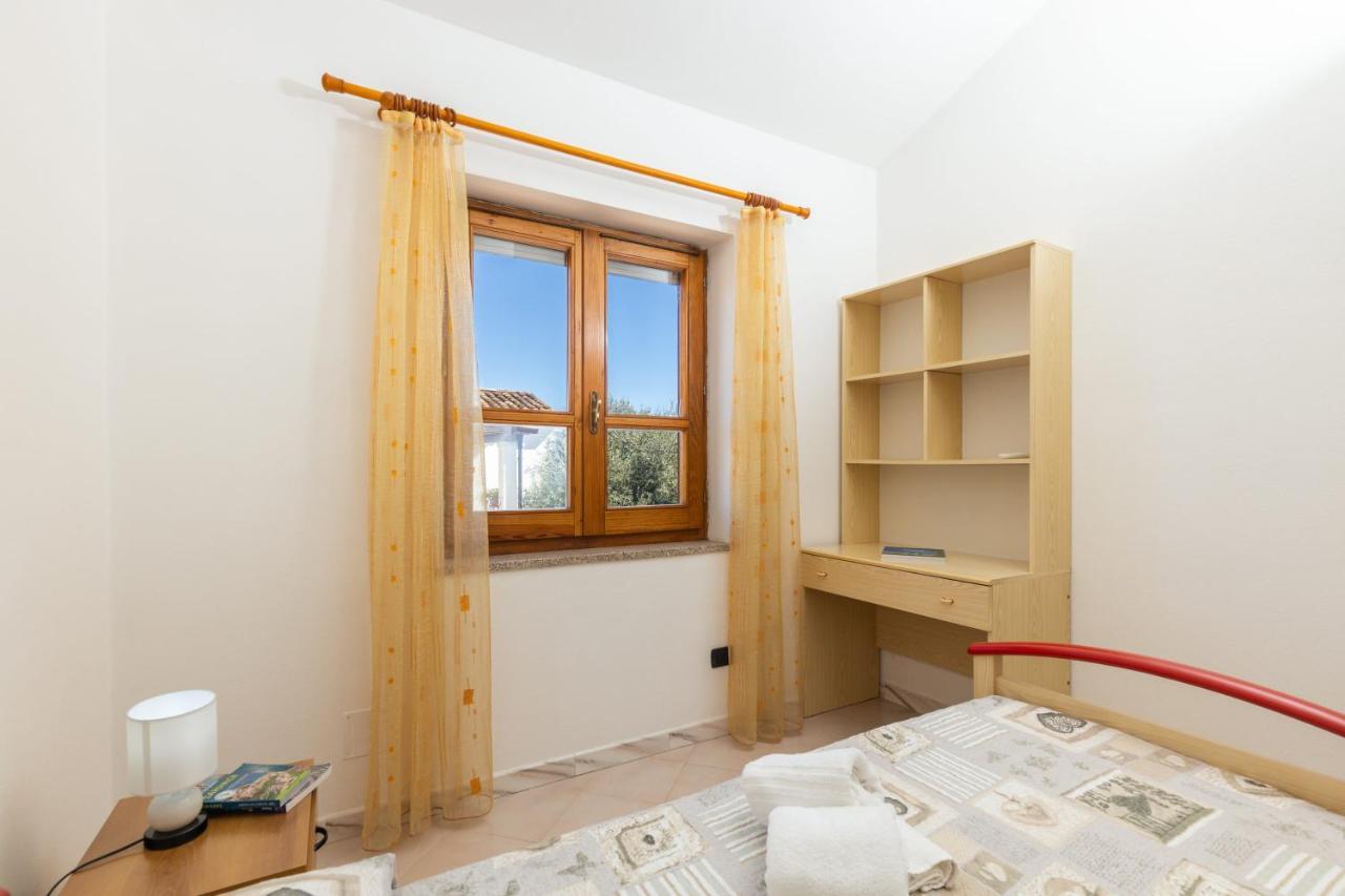 Ferienwohnung Casa A Due Passi Dal Mare Àrbatax Exterior foto
