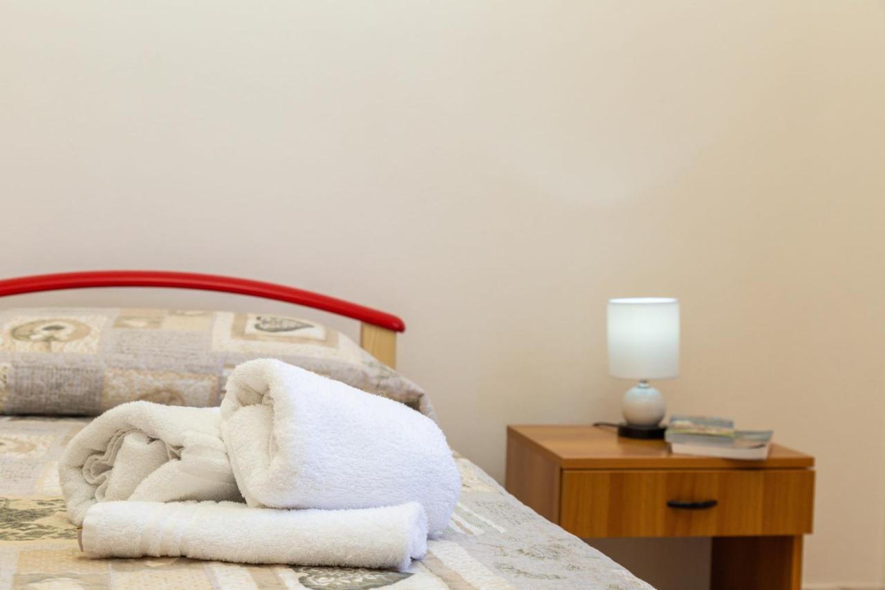 Ferienwohnung Casa A Due Passi Dal Mare Àrbatax Exterior foto