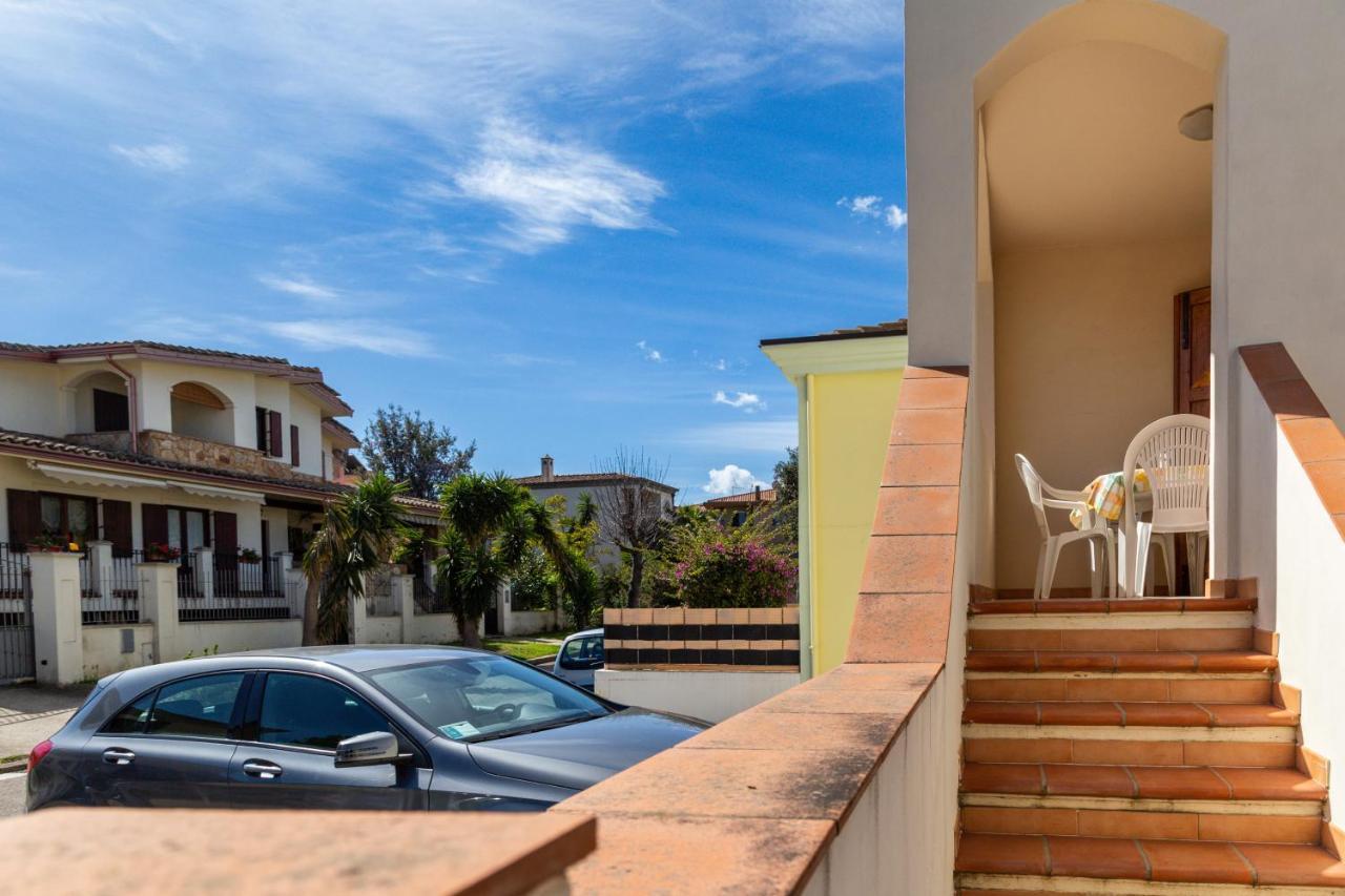 Ferienwohnung Casa A Due Passi Dal Mare Àrbatax Exterior foto